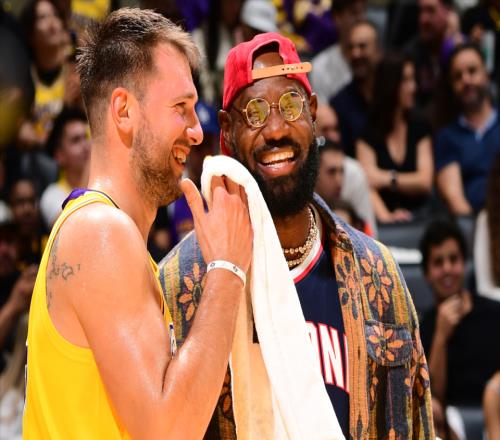 爆砍49+11+8，一战狂刷7大纪录！比起东契奇这5点更该让湖人开心