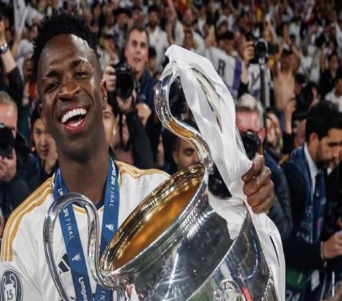 在过去五个欧冠赛季中，维尼修斯是唯一取得25+15的球员