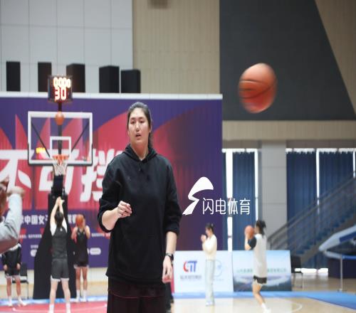 山东高速女篮迎战石家庄英励，张子宇将迎首秀，主帅呼吁降低期待