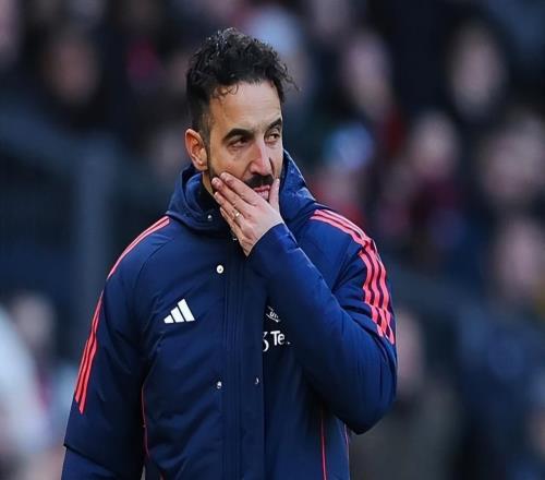 拿下利物浦！阿莫林带曼联经历过5波连败，终于尝到英超连胜滋味