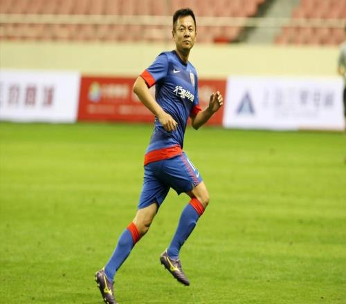 400万！59岁朱骏重奖自己，表彰球队冲乙，金元鼻祖杀回职业联赛