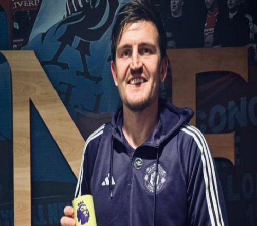 马圭尔：我热爱曼联，胜利献给球迷