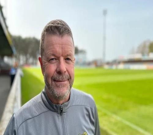 千人渔村诞生顶级联赛冠军，他们是真正的“全村希望”