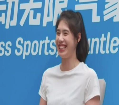 张雨霏：这次来成都想去看一下三星堆，但能不能先替我保密？
