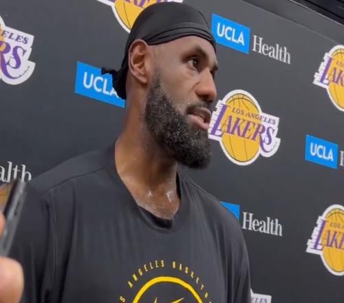 詹姆斯正式回归湖人：我的肺感觉像新生儿两年前也曾坐骨神经痛