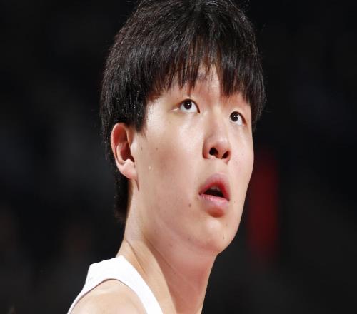 萧华：没想到杨瀚森获得这么大的关注，我对他的前景感到兴奋