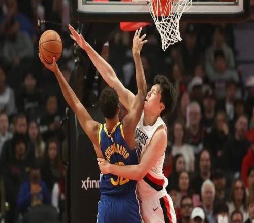 7分钟拿2分1板2帽！听听杨瀚森赛后怎么说的，一席话真是太实在了