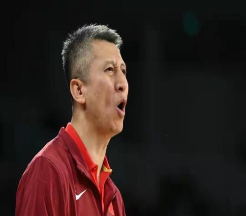 这下尴尬了！顶薪后卫6中0仅得1分，付政浩郭士强不带他无可厚非