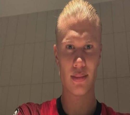 完成生涯第27次帽子戏法，哈兰德赛后晒带走比赛用球照