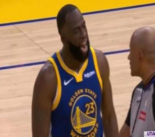 关键转折追梦在次节末落后10分时2T离场，随后勇士逆转19分