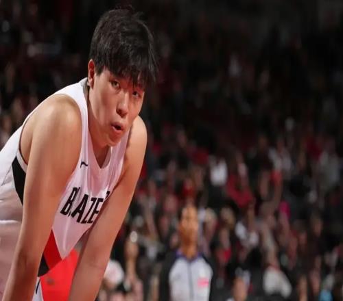 登录NBA的6位中国球员首秀如何易建联9分第一，3人0分