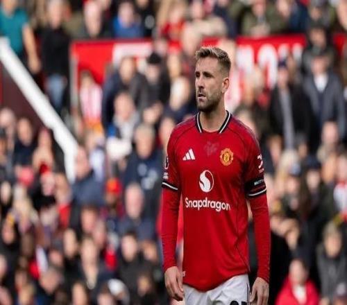 卢克肖：保持稳定是最重要的，而当下曼联赢一场又输下一场