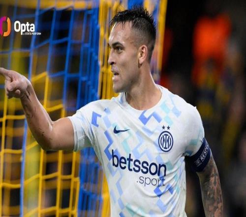 劳塔罗2025年欧冠打进11球，同期所有球员第一