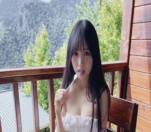 阿杜生气摔水杯，老詹的失误！