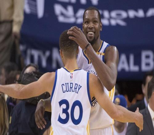 霸气，勇士队格林认为，201617赛季的勇士队是史上最伟大的球队