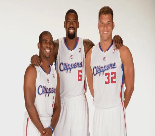 官宣签约！两届篮板王！37岁中锋重返NBA