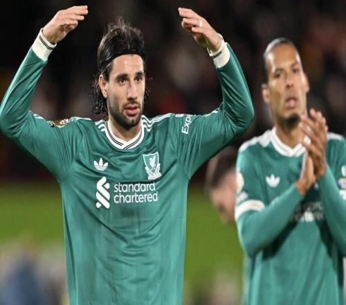 电讯报：萨拉赫状态不佳，但利物浦目前面临的困境远不止这点