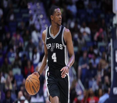 队记：福克斯恢复状况良好，有望在11月初回归赛场