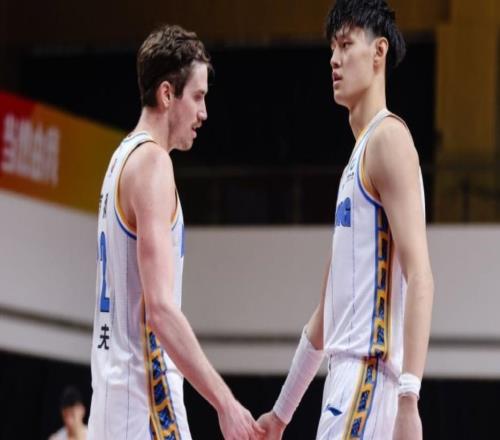 60万换7亿，篮网裁掉曾凡博，“NBA没做错，我们为自己面子买单”