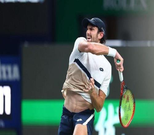 德约科维奇不敌超级黑马，对手：不要退役