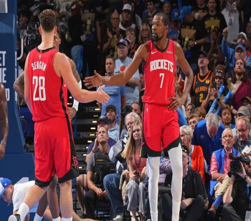 火箭队跌出前三！NBA更新官方战力榜：湖人升至第3勇士16快船24名