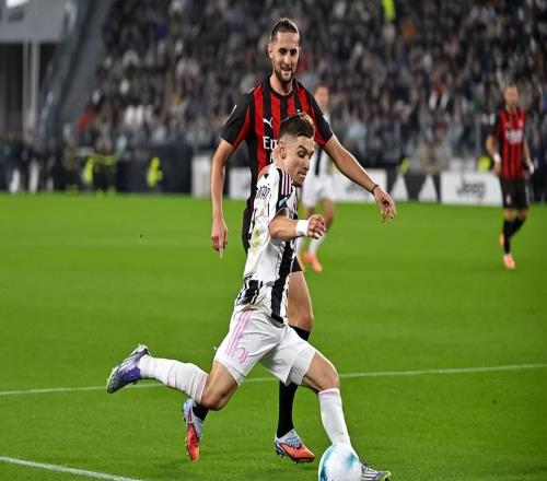 意甲关键战成“滑稽平局”：米兰00尤文，魔笛多次送饼前锋不吃