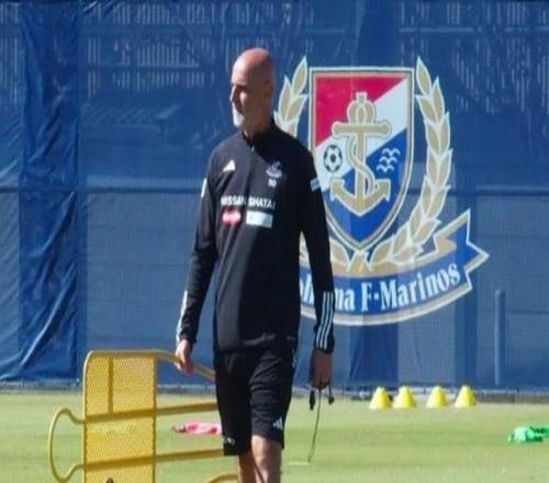 罕见！欧洲豪门看上52岁中超冠军主帅：或成国足留洋绝佳平台