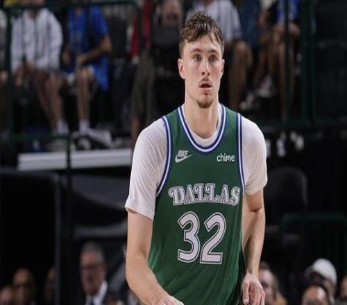 NBA生涯首胜弗拉格：今晚终于有理由让球迷站起来欢呼了