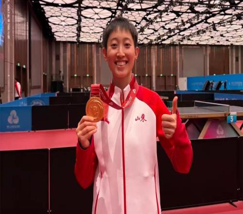 联手陈梦夺金！揭秘女乒27岁悍将8年换队再封神：极限逆转真猛