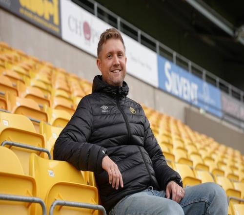 拓展北欧网络官方：利物浦签下埃尔夫斯堡球探瓦尔马克