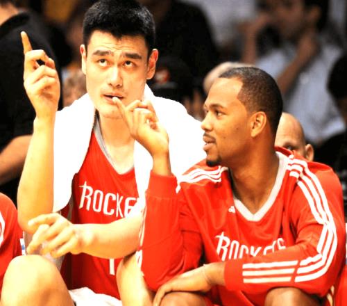 一个比一个离谱！NBA10大奇葩受伤：把自己笑进医院第一真的服