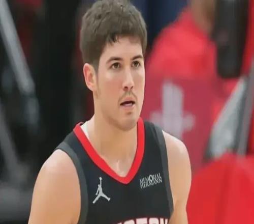 三杀太阳！杜兰特26+10绝杀，布克空砍27+3，火箭赛后还有好消息