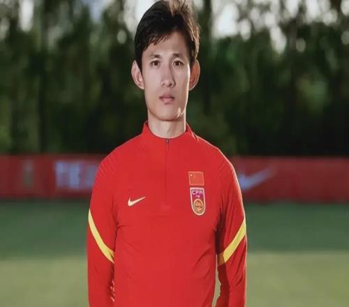 80后现役中超老将盘点！坚守海港十八载，王燊超的老黄牛绿茵传奇