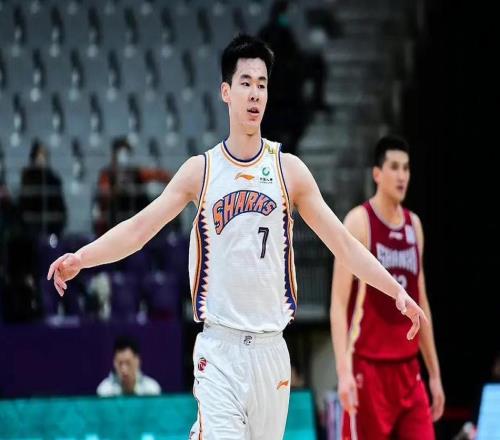 不打了！男篮顶级锋卫放弃NBA合同，这可是近10年内最强天赋！