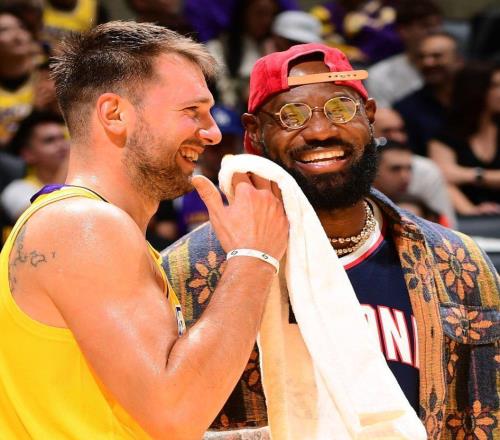 18分大胜森林狼！湖人为东契奇设置3道大闸，就等詹姆斯回归了