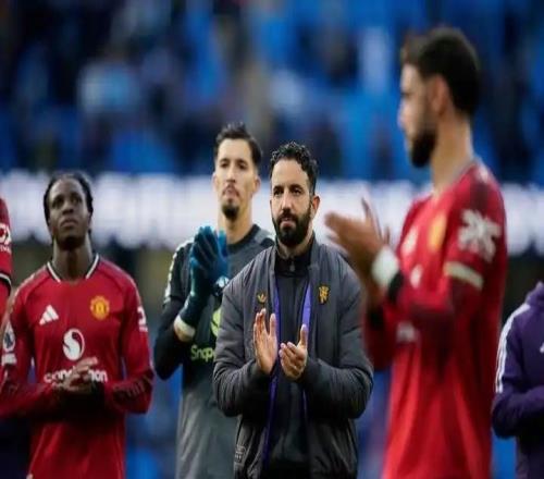 英超执教近一年终获连胜，阿莫林拼赢“双红会”