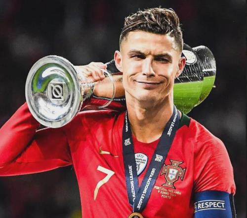 C罗：阿根廷在梅西之前也拿过世界杯！皇马签乌帕尚未达协议！