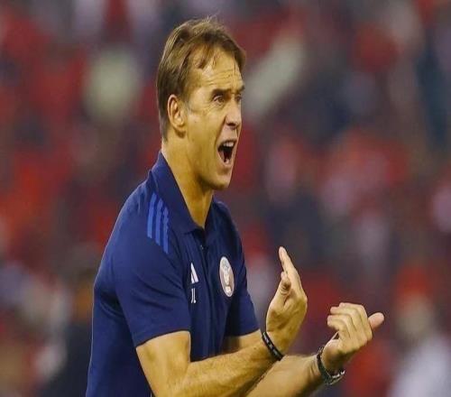 前皇马主帅带卡塔尔晋级世界杯，比赛中被皮球击中一度晕厥