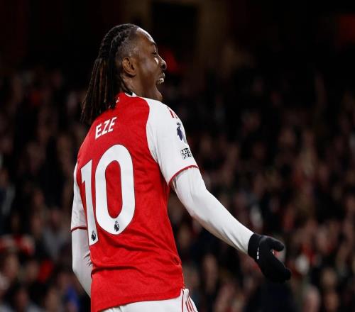 埃泽今夏本已接近加盟热刺，但最终转会阿森纳并攻破热刺球门