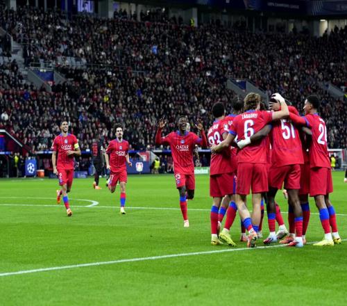 72，欧冠惨案！德甲冠军崩盘，卫冕冠军轰7球+豪取6连胜