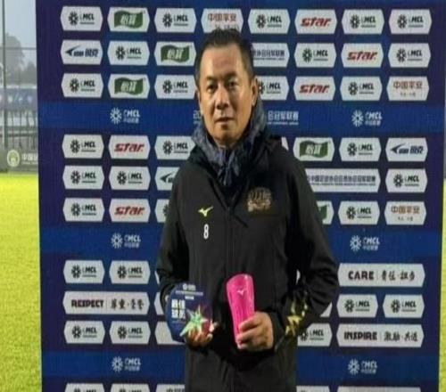 沪媒：上海赛更达橘橙投资人朱骏将兑现400万元冲乙奖金