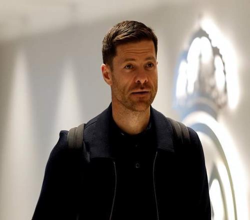 欧冠生死战！皇马若惨败曼城阿隆索第2天下课接班人浮现