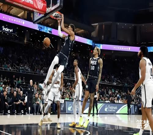 五连胜！联盟诞生新的超巨，西部各队小心了，本赛季他彻底进化了