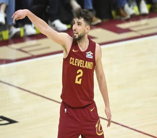 暗影猎手，骑士队再现杰罗姆式神射手，蛰伏5年终获千万美元薪酬