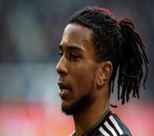 凯恩哑火无缘11连斩，17岁天才连场世界波，拜仁30门兴刷爆纪录