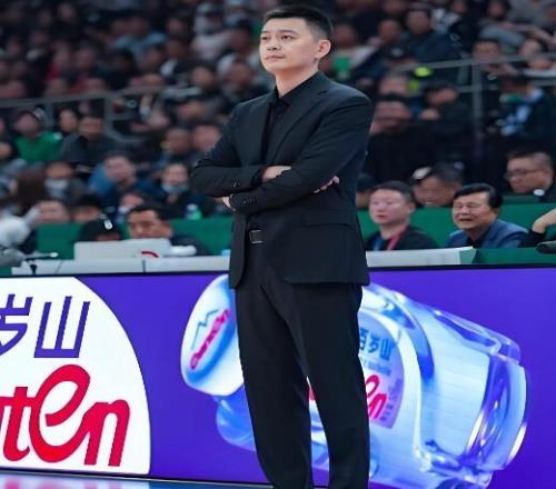 未来可期！辽篮内线新星入选U17集训杨鸣又有中锋可用