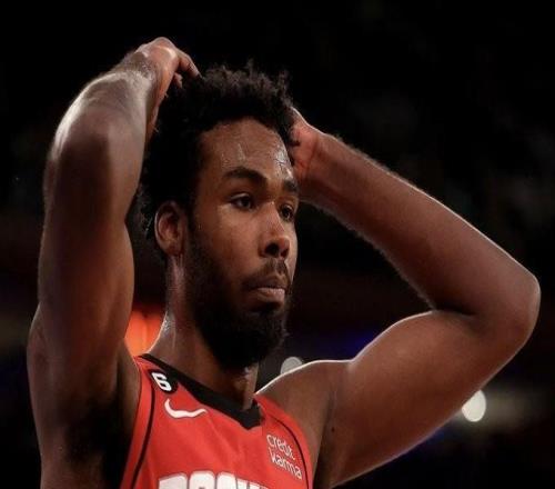 乌度卡：伊森将缺阵46周，但好在不会像比尔那样赛季报销