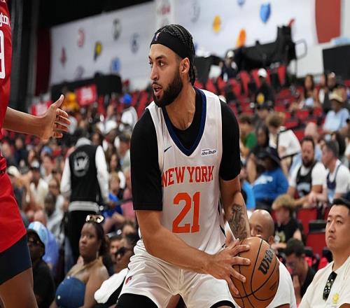 季前赛期间的表现缺乏亮点，湖人裁掉了前凯尔特人次轮秀