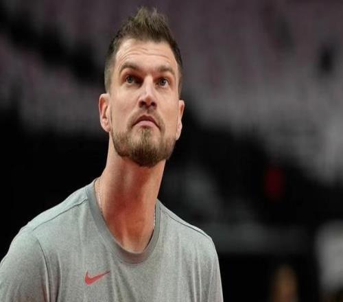 话题开拓者换帅对杨瀚森有何影响