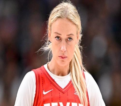 难以接受！坎宁安评罗齐尔“带薪休假”：请告诉我这不是真的